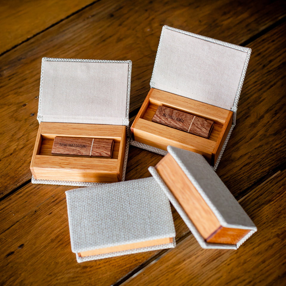 PUDEŁKO Z ZAMKNIĘCIEM NA MAGNES